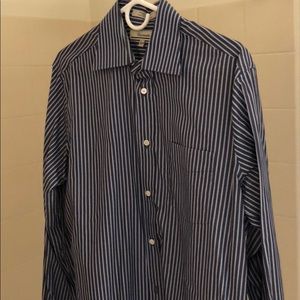 Faconable dress/casual shirt